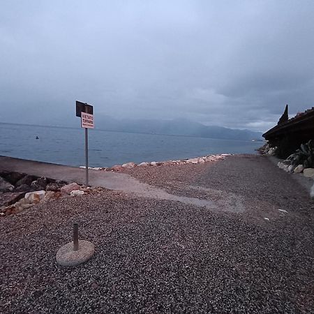 Апартаменты Bellavista Eremitaggio Торри-дель-Бенако Экстерьер фото